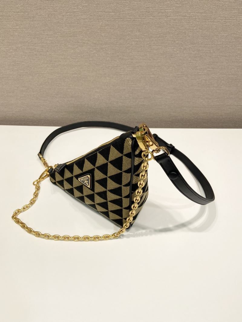 Pra*a triangle pouch